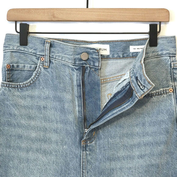 Aritzia Denim Forum The 90s Maxi Cargo Jean Skirt Utility Light Wash Denim 26 - Picture 4 of 16